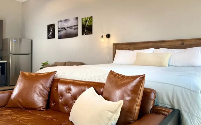 The Benjamin Hotel
