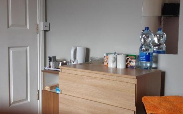 Apple Guest House