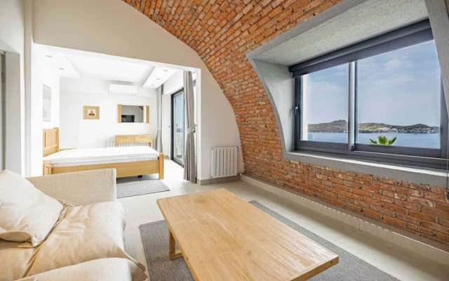 Stunning Villa With Private Pool and Luxuriest Views