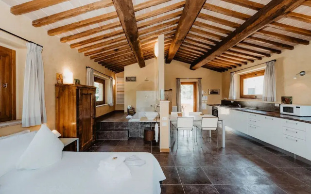 Borghetto Poggio Bianco - Antico casale