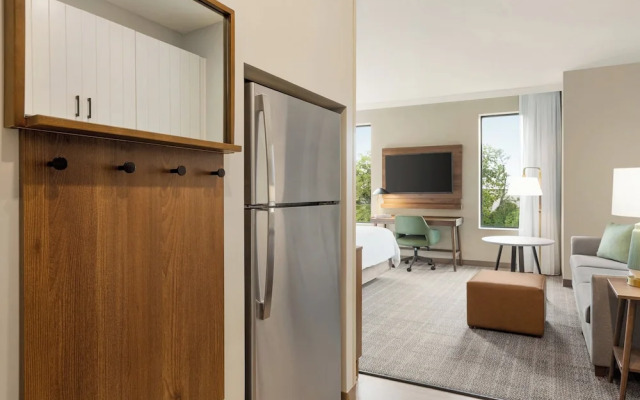 Staybridge Suites Toronto Airport East by IHG