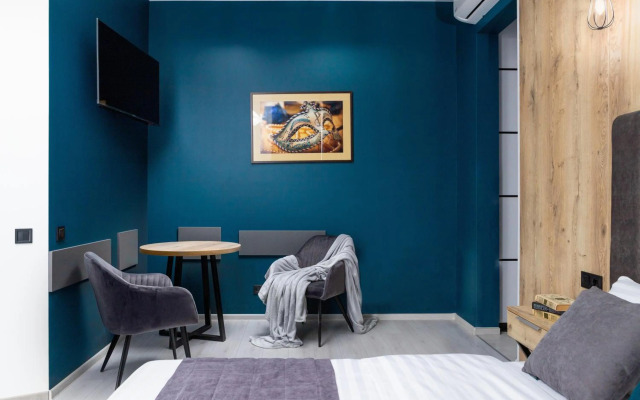 Modern studio apartment in the city of center