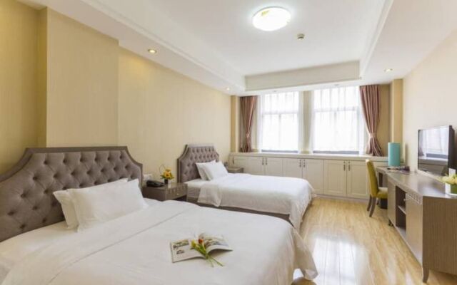 Shine Apartment