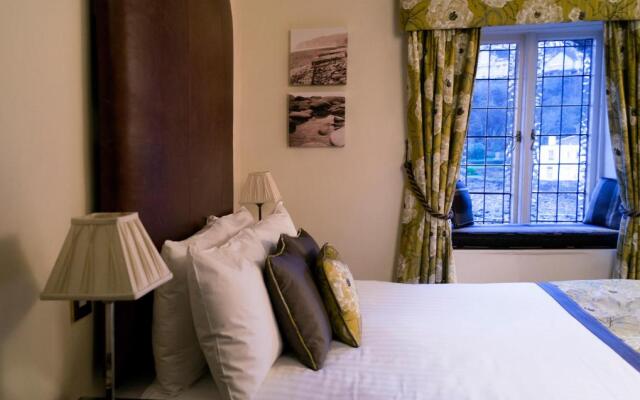 Rising Sun Hotel