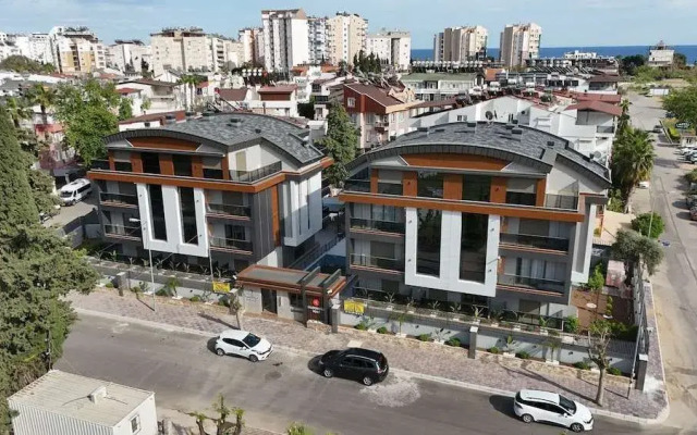 Grand Diker Port Residence
