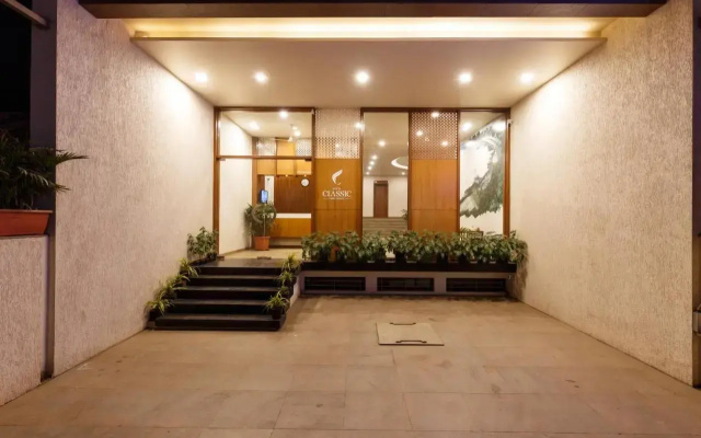 Hotel Classic Mid Town , Kolhapur