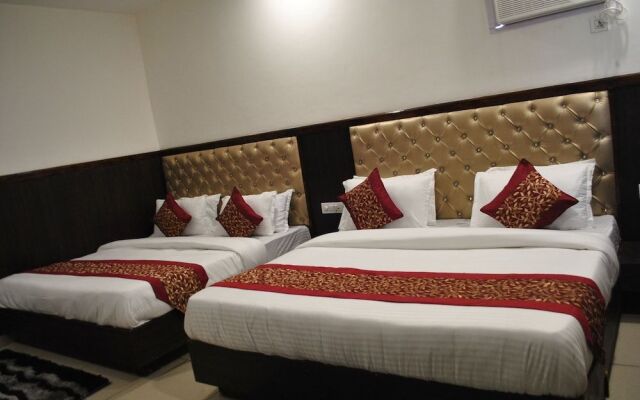 Green Hotel & Restaurant