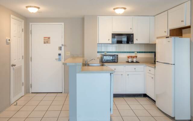 The Enclave Hotel and Suites