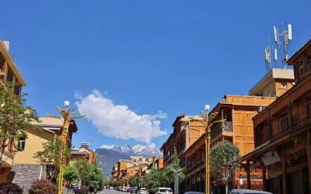Hailuogou Yunjianshanshe Inn