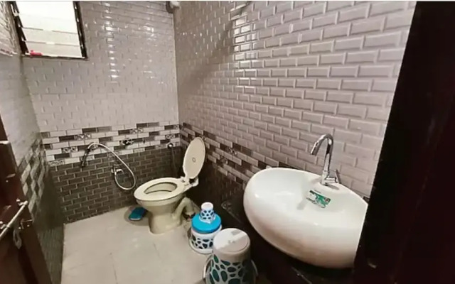 Hotel Tulsi Inn