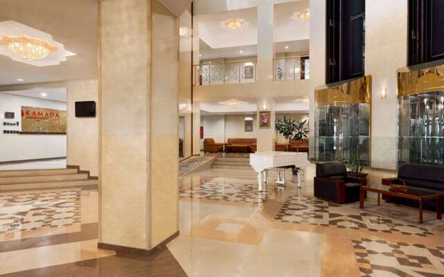 Ramada Plaza By Wyndham Gence
