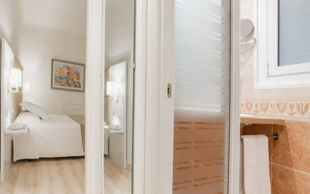 Hotel Pirineo Figueres by Pierre and Vacances