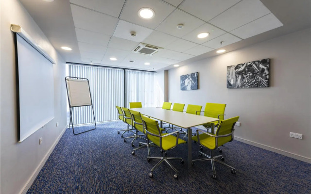 Hampton by Hilton Liverpool/John Lennon Airport