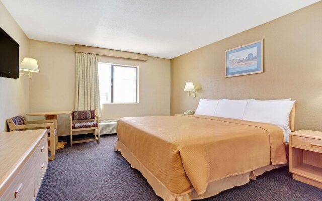 Travelodge by Wyndham Tucson AZ