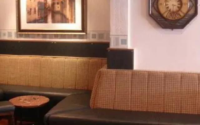 Fairhaven Hotel (46 Palatine Road)