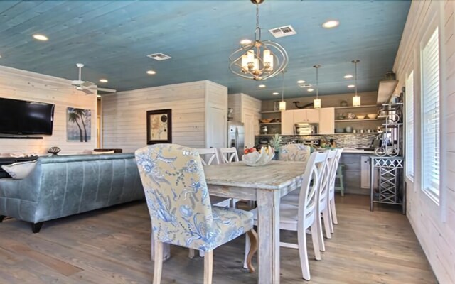Beach Home Sea Gypsy in Ocean Village by Redawning