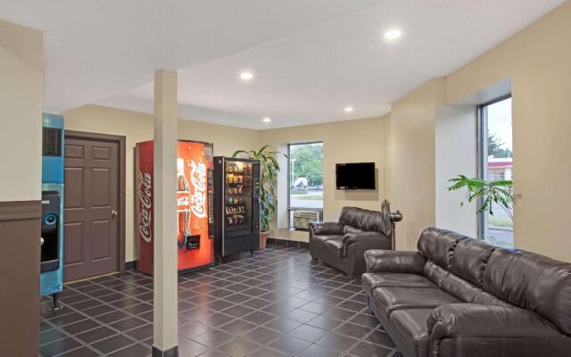 Knights Inn Pine Brook