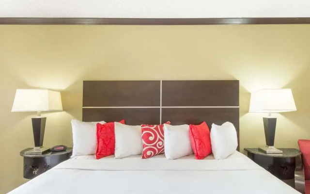 Quality Inn and Suites Albuquerque