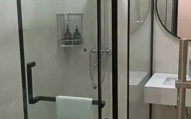 Sushi Boutique Hotel (Shanghai Songjiang Railway Station)