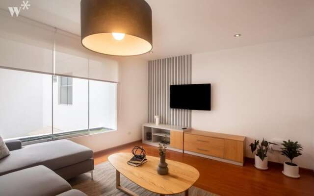 w Sleek 2BR in Miraflores