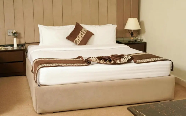 Falettis Express Islamabad