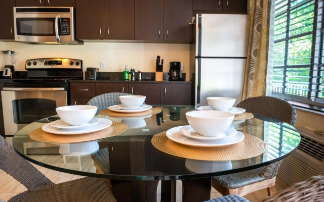 Tradewinds Apartment Hotel