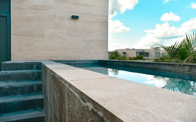 Spectacular Views Penthouse With Private Pool Rooftop Terrace BBQ Area
