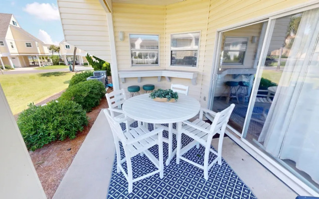 Sandpiper Cove 9141 3 Bedroom Condo by RedAwning