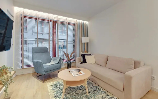 Downtown Apartments Waterlane Island - Riverview Pool, SPA, Gym & Parking
