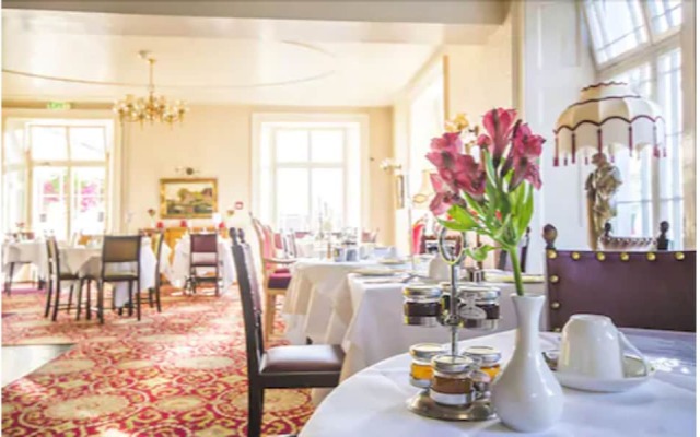 Haddon House Hotel