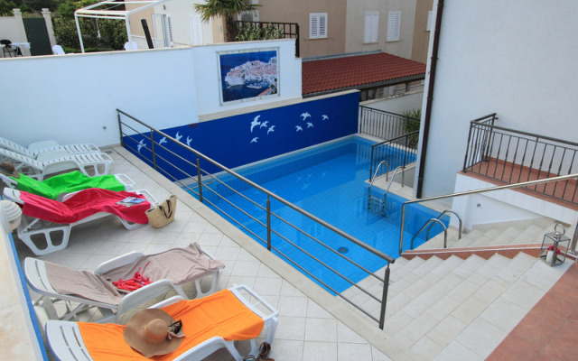 Villa Erna Apartments