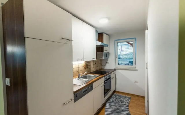 Vineyard cottage Na hribu
