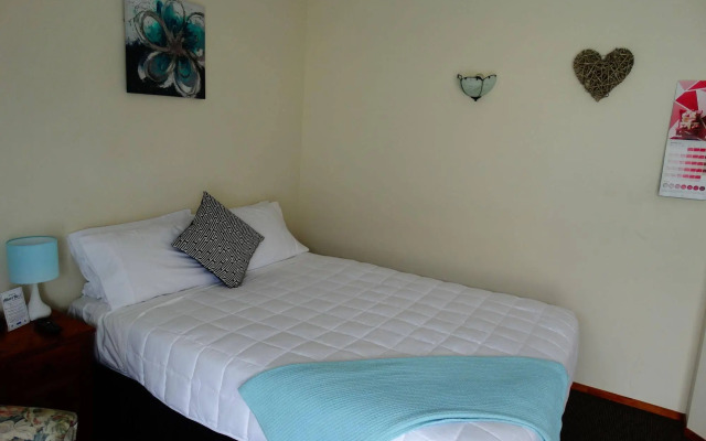 Albert Number 6 Motel