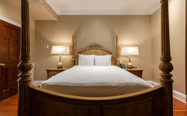 The Manor on St. Philip