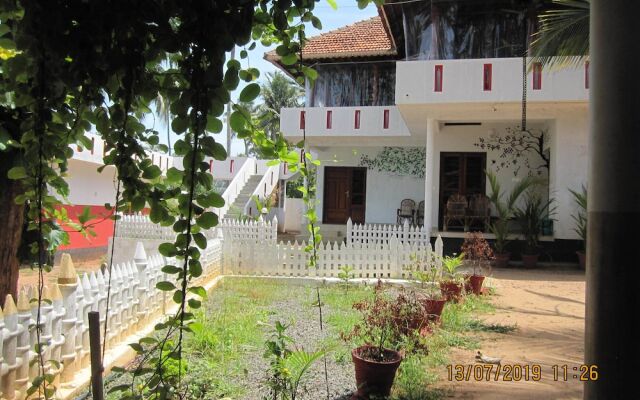 M R Beach & Cottages
