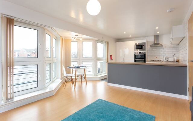 Logan Bay -  Donnini Apartments