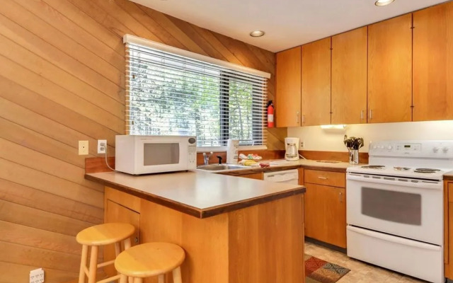 Meadow 21 2 Br condo by RedAwning