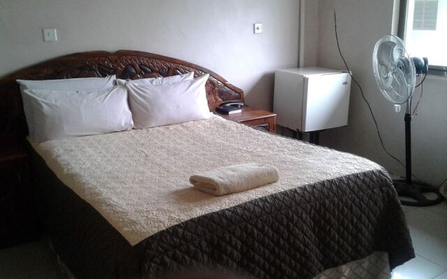 Providence Teez Lodge