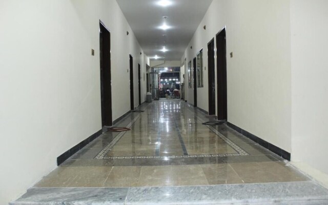 Happy Stay Hotel And Restaurant