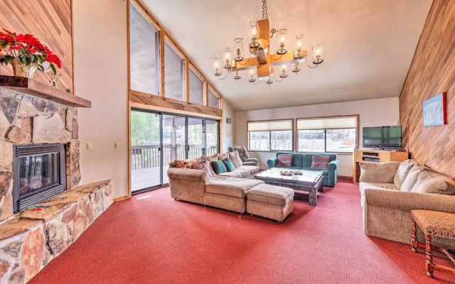 Expansive Canyons Ski Retreat w/ Community Pool!