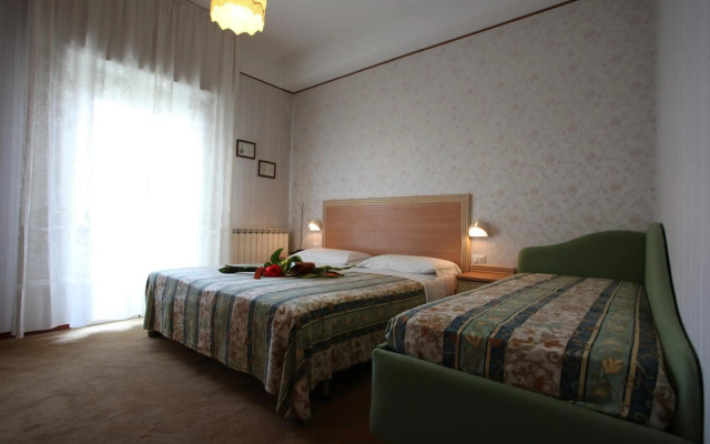 Hotel Rondinella e Viola