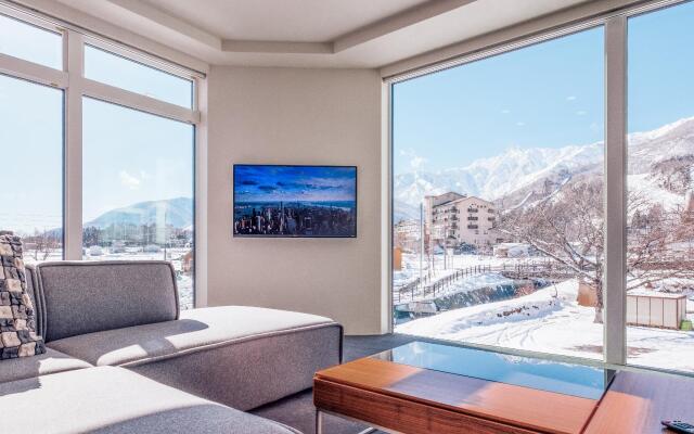 Bluebird Apartments by The Hakuba Collection