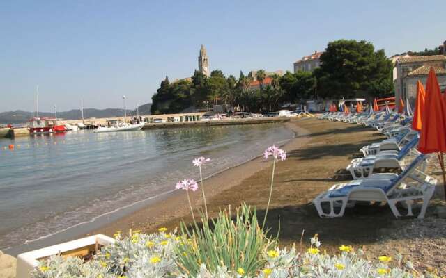 Spacious Villa in Lopud With Private Terrace