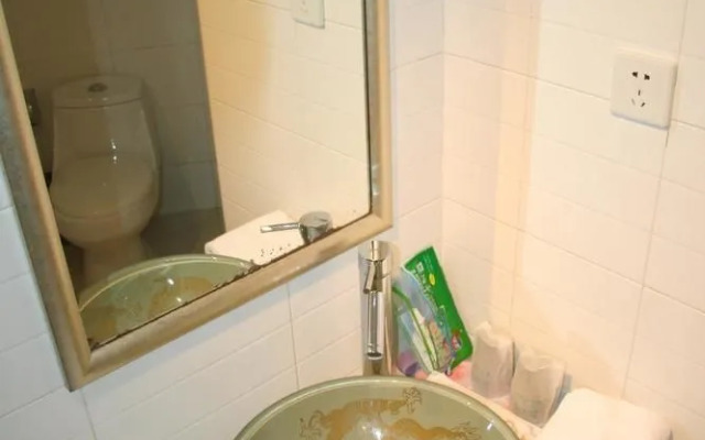 Renjia Business Hotel - Qingdao