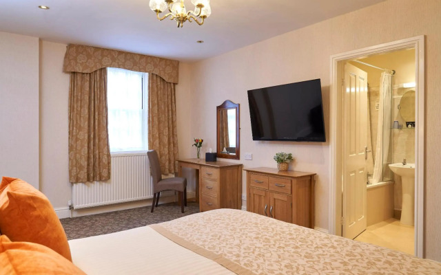 The Kingston Theatre Hotel