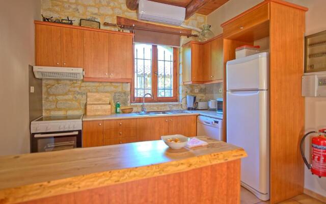 Villa Vrisses by MediterraneanVillas