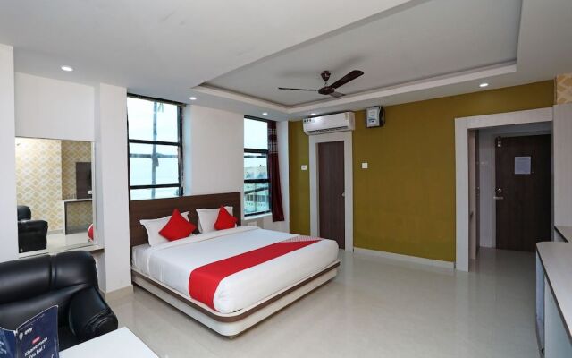 OYO 13891 Hotel Shayon Residency