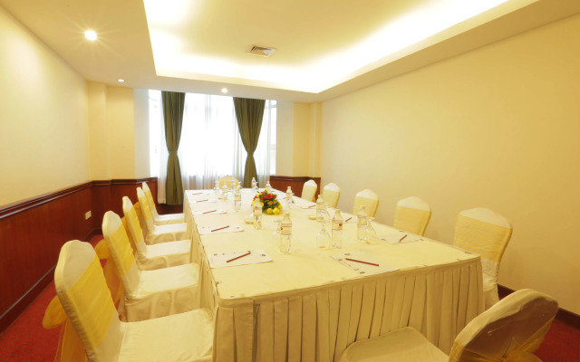 Phnom Penh Hotel
