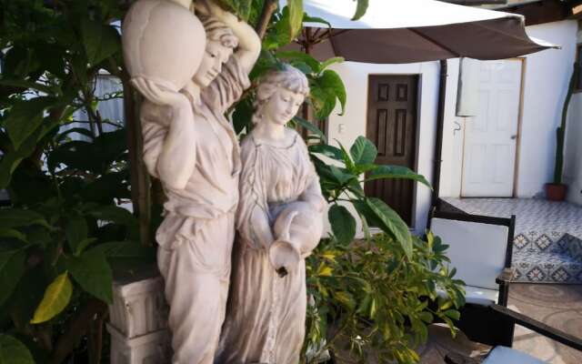 Hostal La Serena