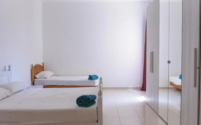 Stunning 4 Bedroom Apart. Near Balluta Bay